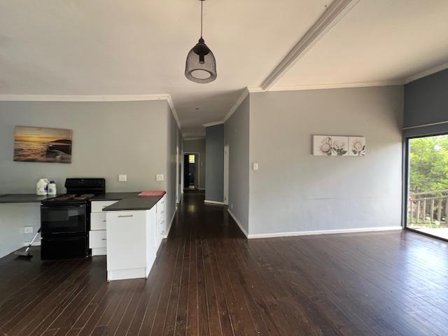 5 Bedroom Property for Sale in Deer Park Eastern Cape